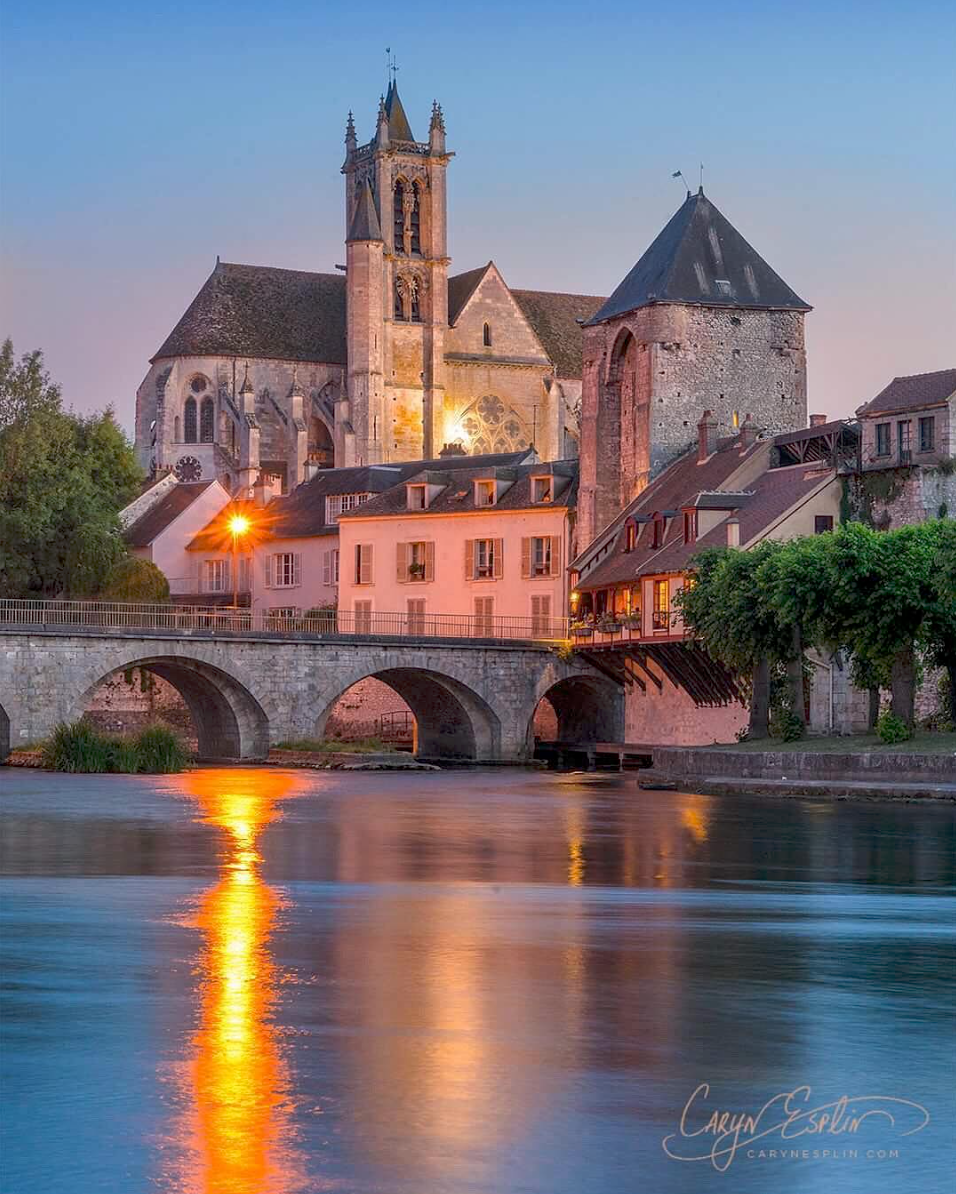 Moret Sur Long